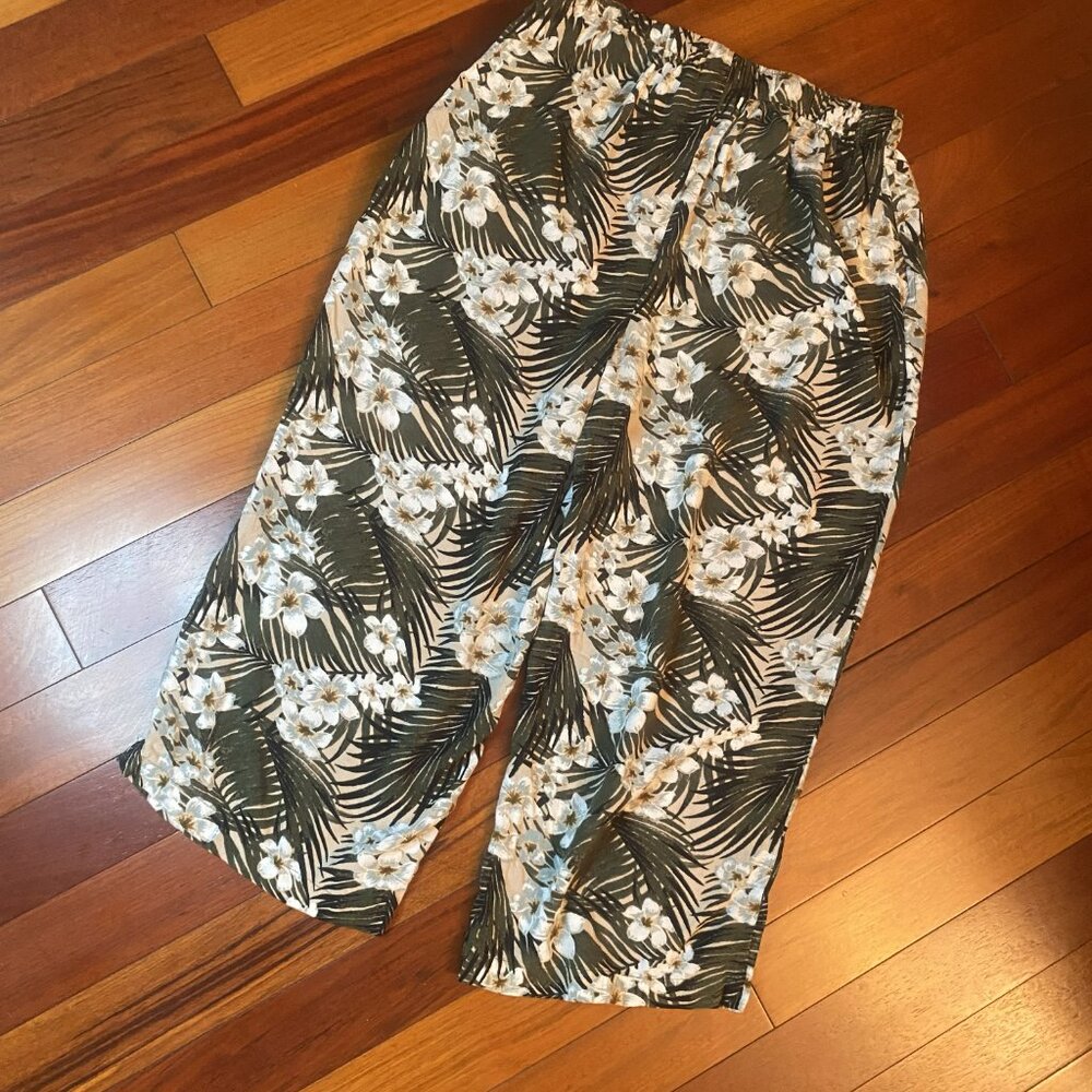 Boca Bay Tropical Capri Pants Size Medium - Picture 6 of 6